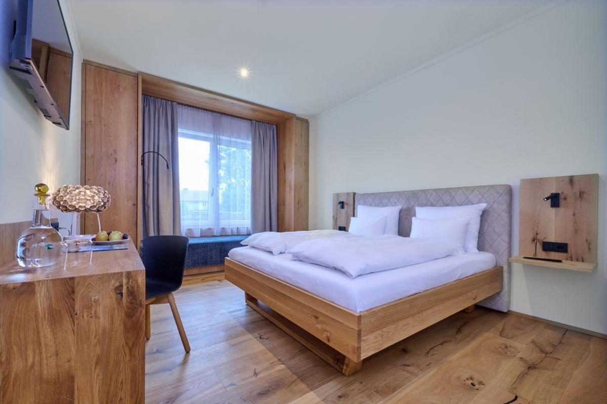 Hotel Der Einrichter Щраубинг Екстериор снимка