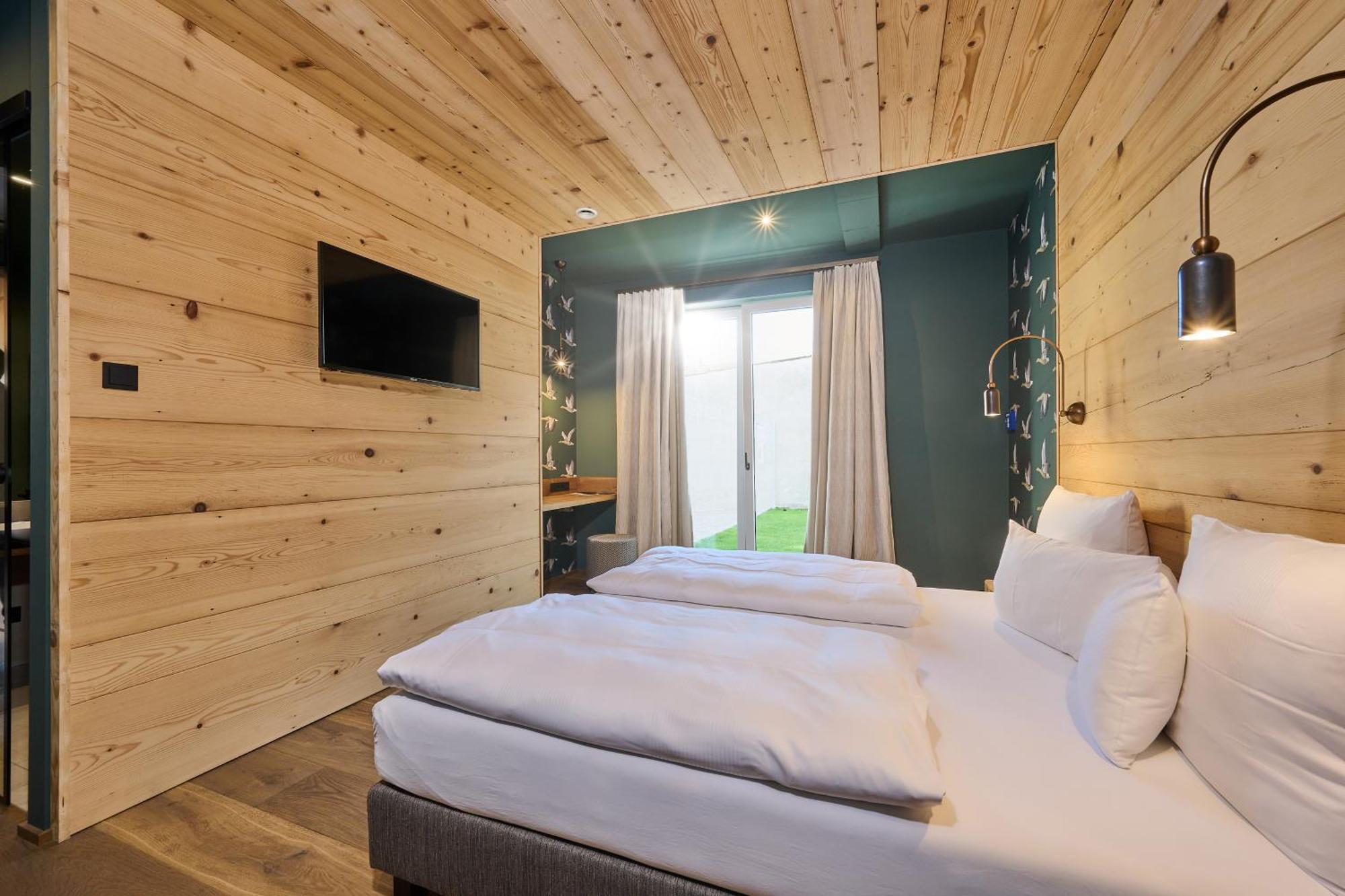 Hotel Der Einrichter Щраубинг Екстериор снимка